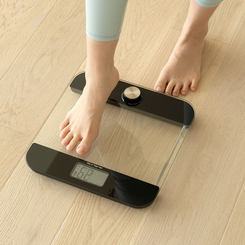 윈텍 디지털 무전원 체중계 B1718 스마트 가정용 몸무게 반영구적 사용
