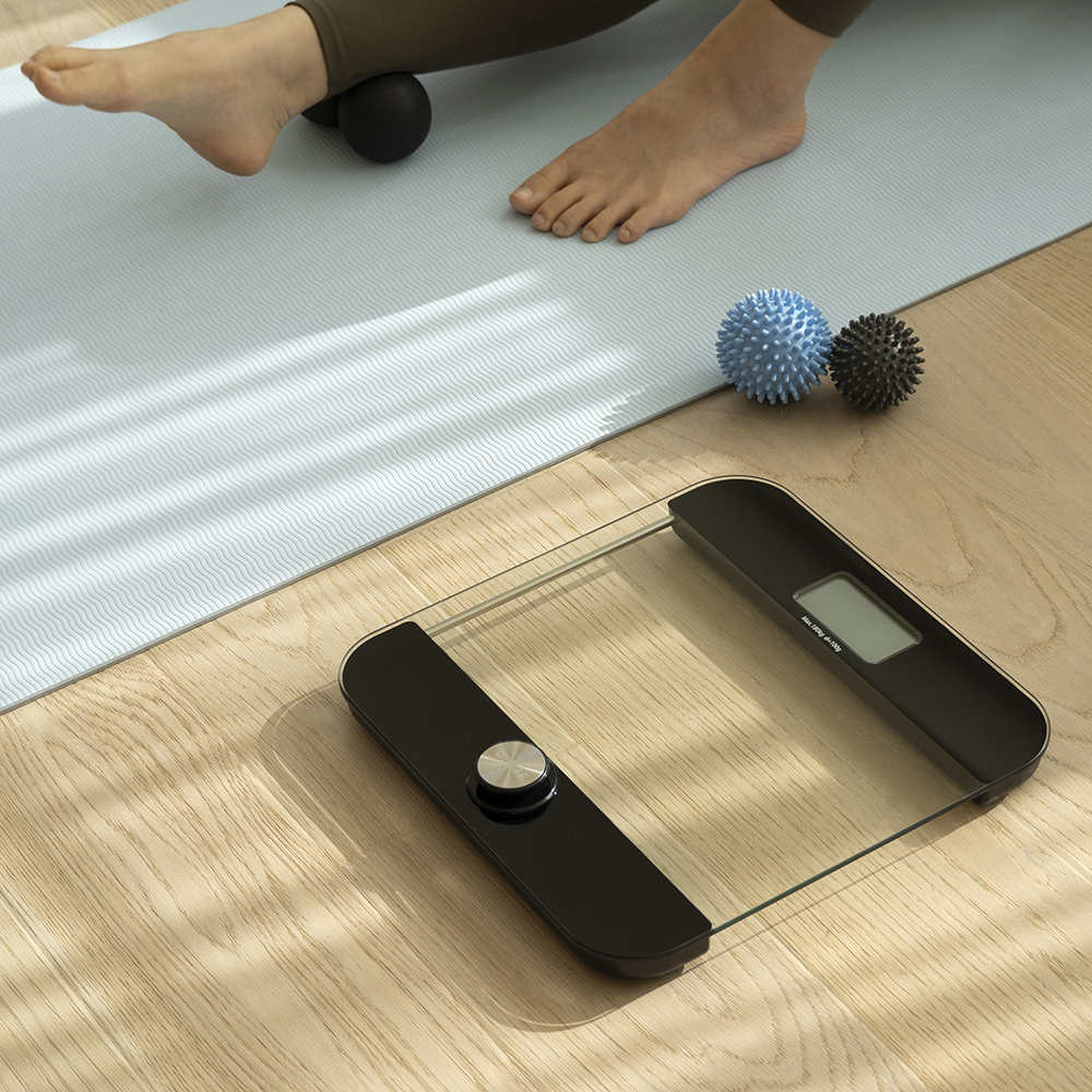 윈텍 디지털 무전원 체중계 B1718 스마트 가정용 몸무게 반영구적 사용