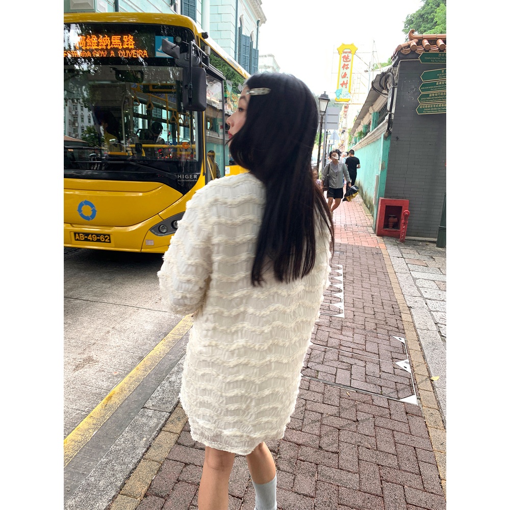쉬폰 수술스트라이프 주름긴팔블라우스 롱기장 봄가을 고급 여자 하객룩 오피스룩 크림화이트 - 상세 이미지 5