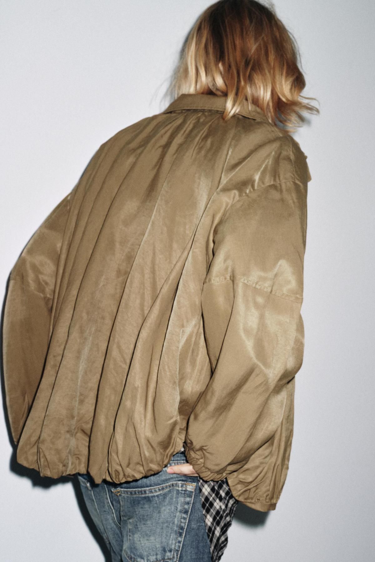 자라 테크니컬 하이넥 플루이드 봄버 재킷 3305/240 BROWN / TAUPE - 상세 이미지 5