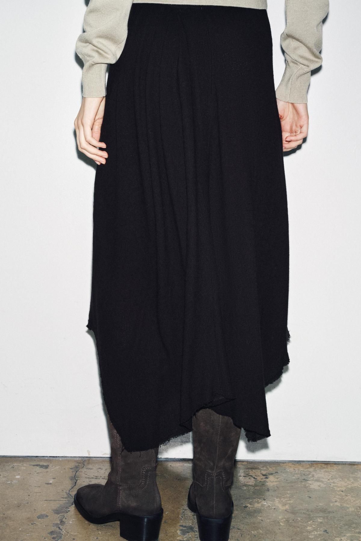 자라 테크니컬 울블렌드 비대칭 미디 스커트 8825/733 BLACK - 상세 이미지 5