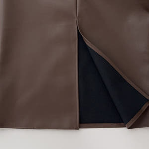 [자체제작] 슬릿 H 하이웨스트 레더 롱스커트 (BROWN, 4SIZE) 착용 후기 | 사이즈/핏 총정리 - 상품 이미지 3