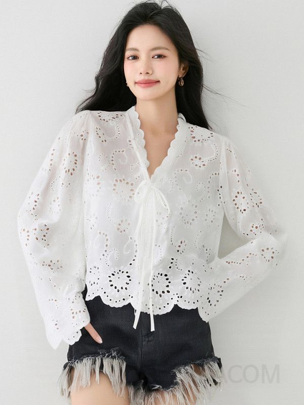 화이트 레이스 긴팔 블라우스 여성 가을 신상 루즈핏 셔츠 고급스러운 디자인 데일리 스타일링 하객룩 추천 - 상세 이미지 4