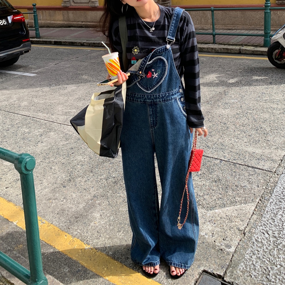 꽃하트자수 진청데님 오버롤멜빵팬츠 와이드 봄가을 소풍 귀여운 오버핏 디자인 블루 - 상품 이미지