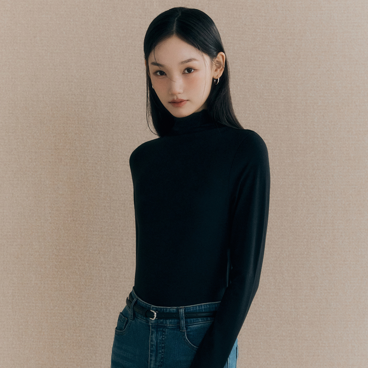 로엠 올데이 텐셀 물결넥 티셔츠 RMLWF4TR15 - 상세 이미지 3