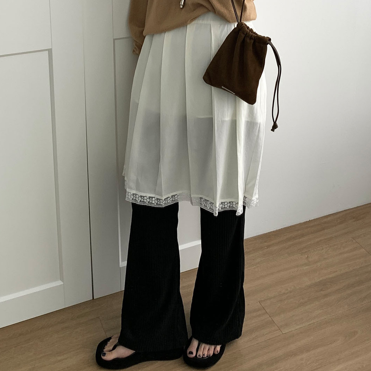 [당일발송] 멜버 골덴 부츠컷 팬츠 겨울 코듀로이 밴딩 바지 웨어링무드 (3c) - 상품 이미지