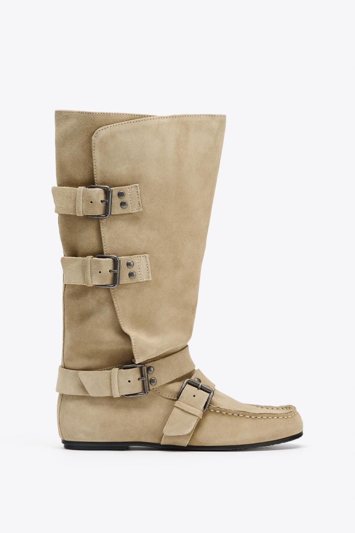 자라 스웨이드 버클 스트랩 하이샤프트 부츠 1004/610 SAND BROWN - 메인 이미지