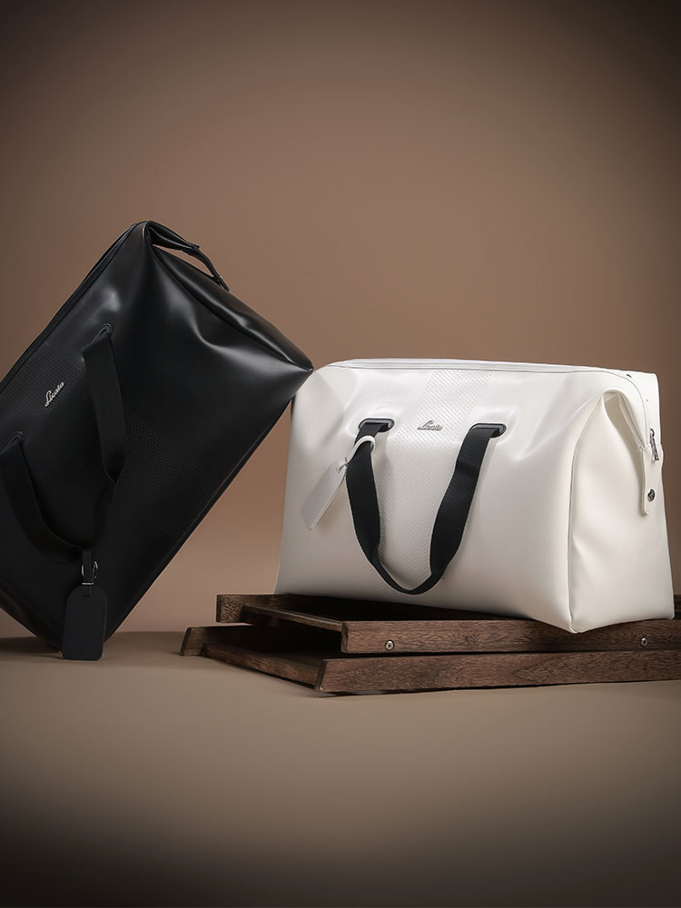 리카타 클래식 타공 골프 보스턴백 휴대용 스포츠 방수 가방