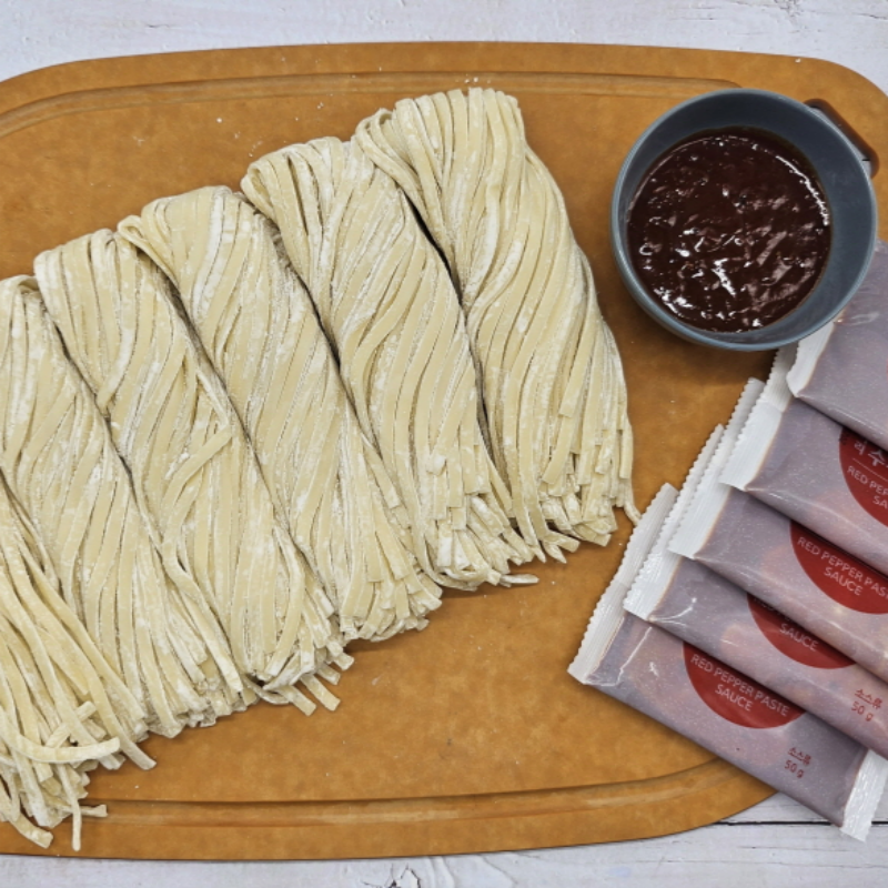 강릉 가서 먹는 그 맛 그대로 장칼국수 6인분 x3팩 - 상품 이미지