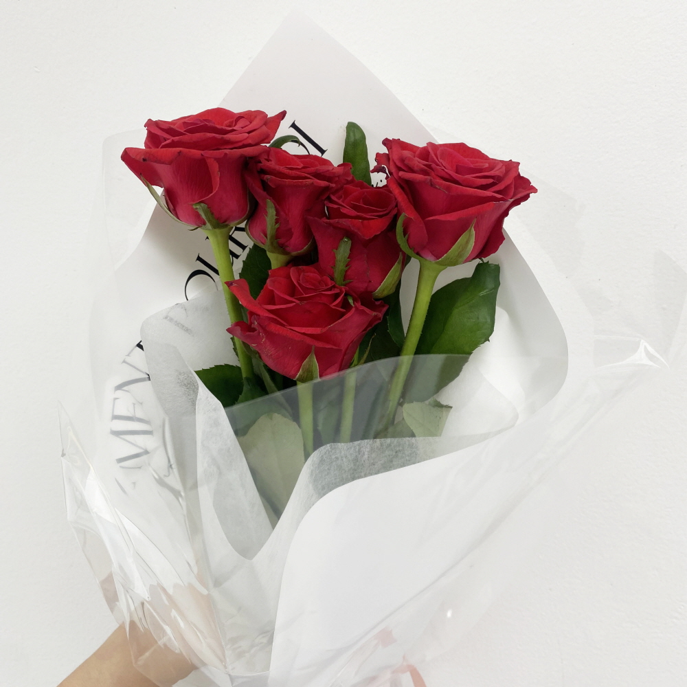 생화 장미 꽃다발 (연한장미 4~6송이) 선물 꽃배달싼곳 - 상세 이미지 3
