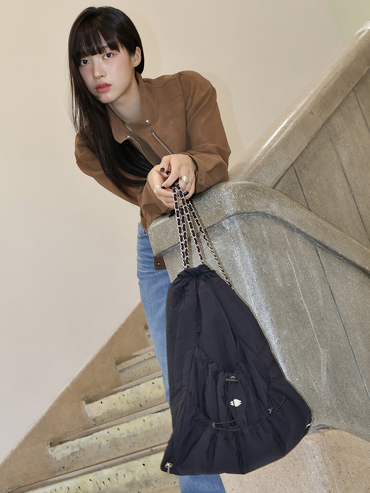 [엽페] 리본 체인 백팩 블랙