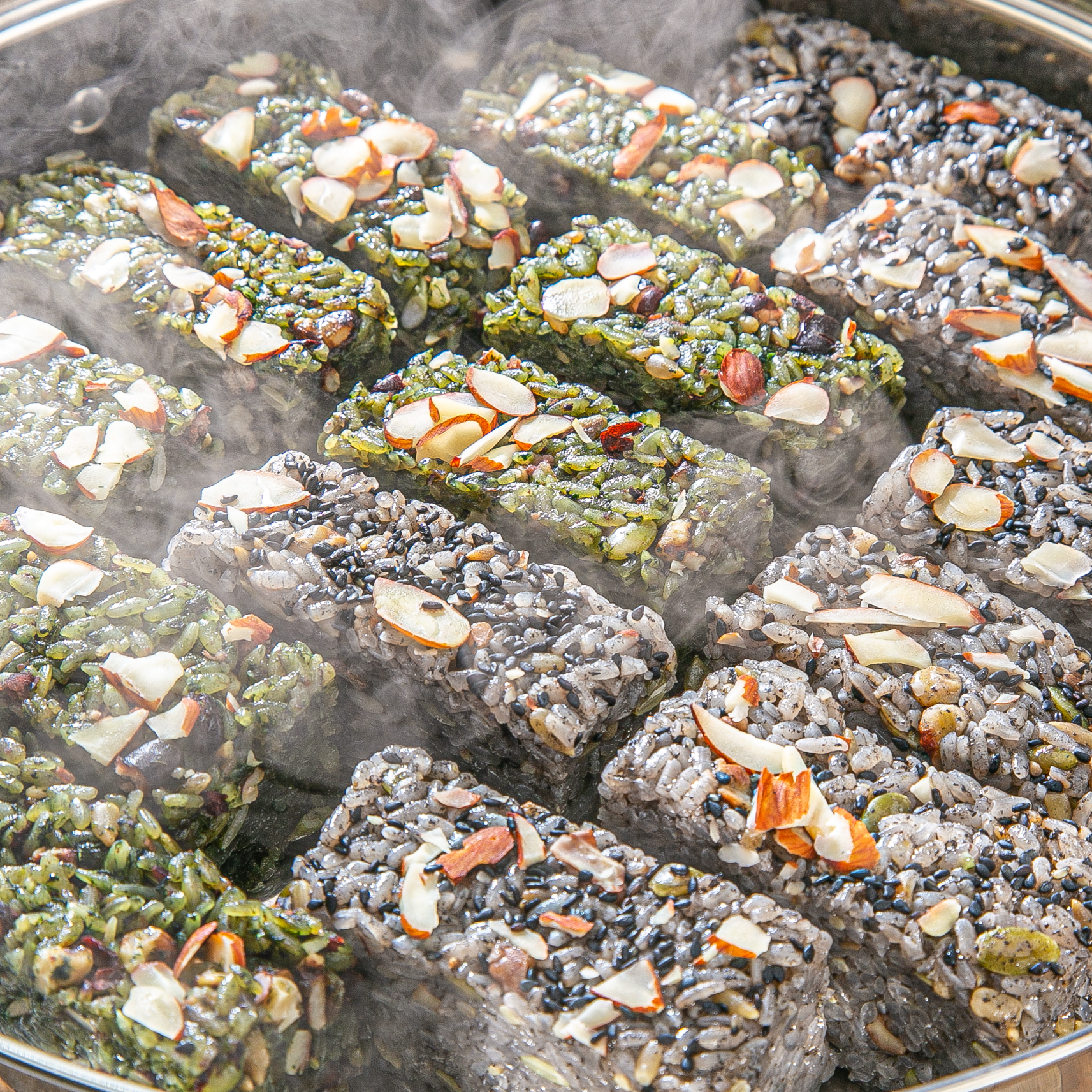제철밥상 건강한 수제 약밥 쑥 흑임자 2종 1.5kg - 상품 이미지
