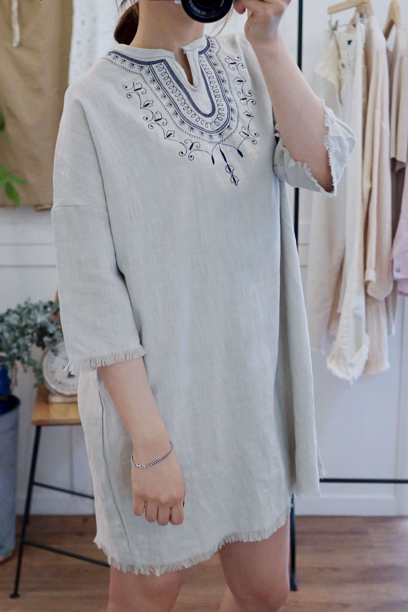 클레식 린넨자수 루즈핏원피스 이미지 2