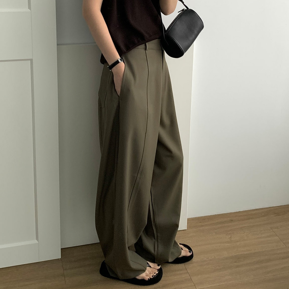 [마지막수량/당일발송] 바스켓 맥코이 팬츠 절개 와이드 커브 울 스판 슬랙스 (2c) - 상품 이미지