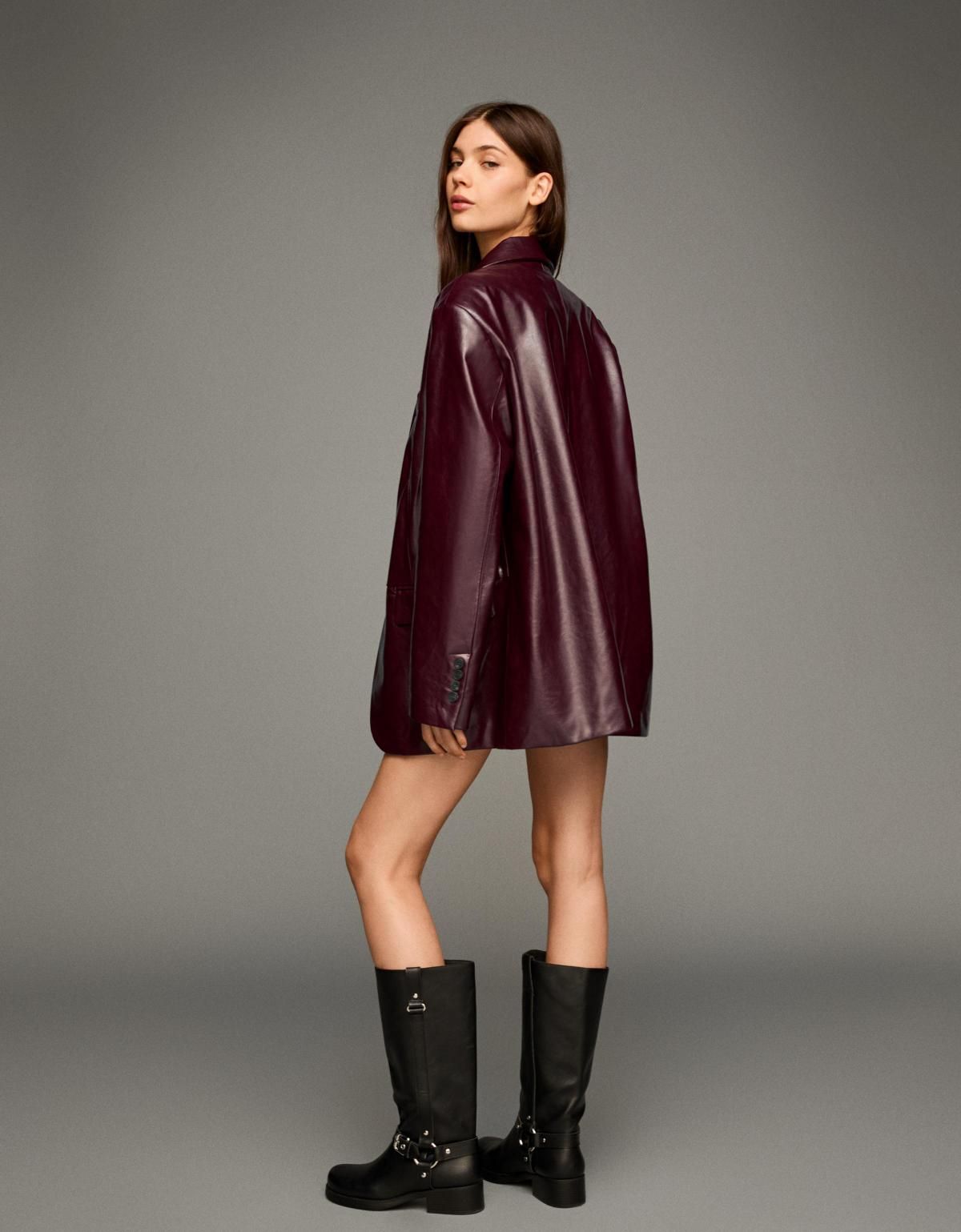 버쉬카 오버핏 페이크 레더 테일러드 블레이저 6538/677 BURGUNDY - 상세 이미지 3