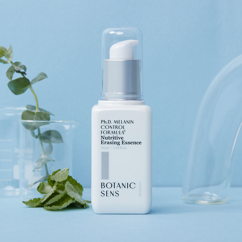 보타닉센스 기미잡티 피부톤 미백 주름 개선 저자극 멜라닌 에센스 50ml - 메인 이미지
