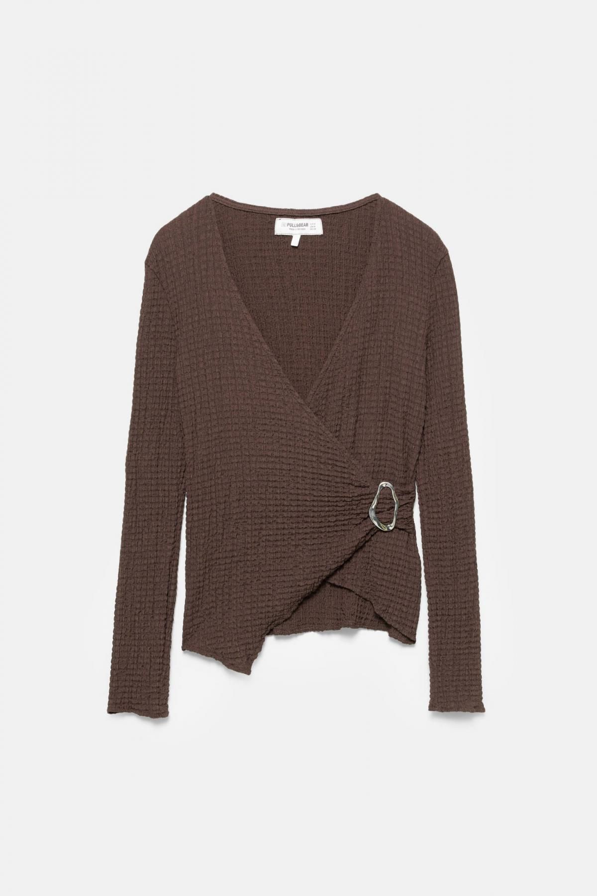 풀앤베어 크레이프 브이넥 랩 버클 긴팔 탑 7152/382 BROWN - 상품 이미지