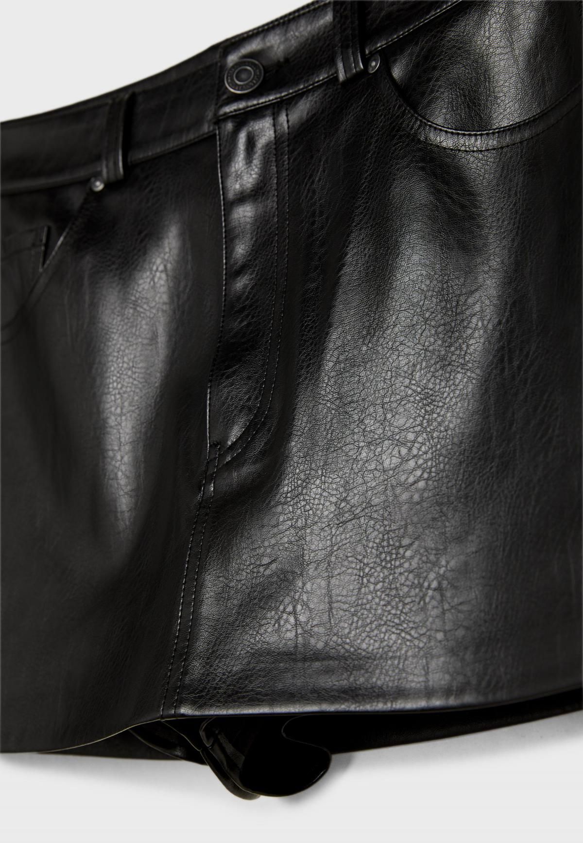 스트라디바리우스 레더 이펙트 미니 스커트 팬츠 1283/553 BLACK - 상세 이미지 3