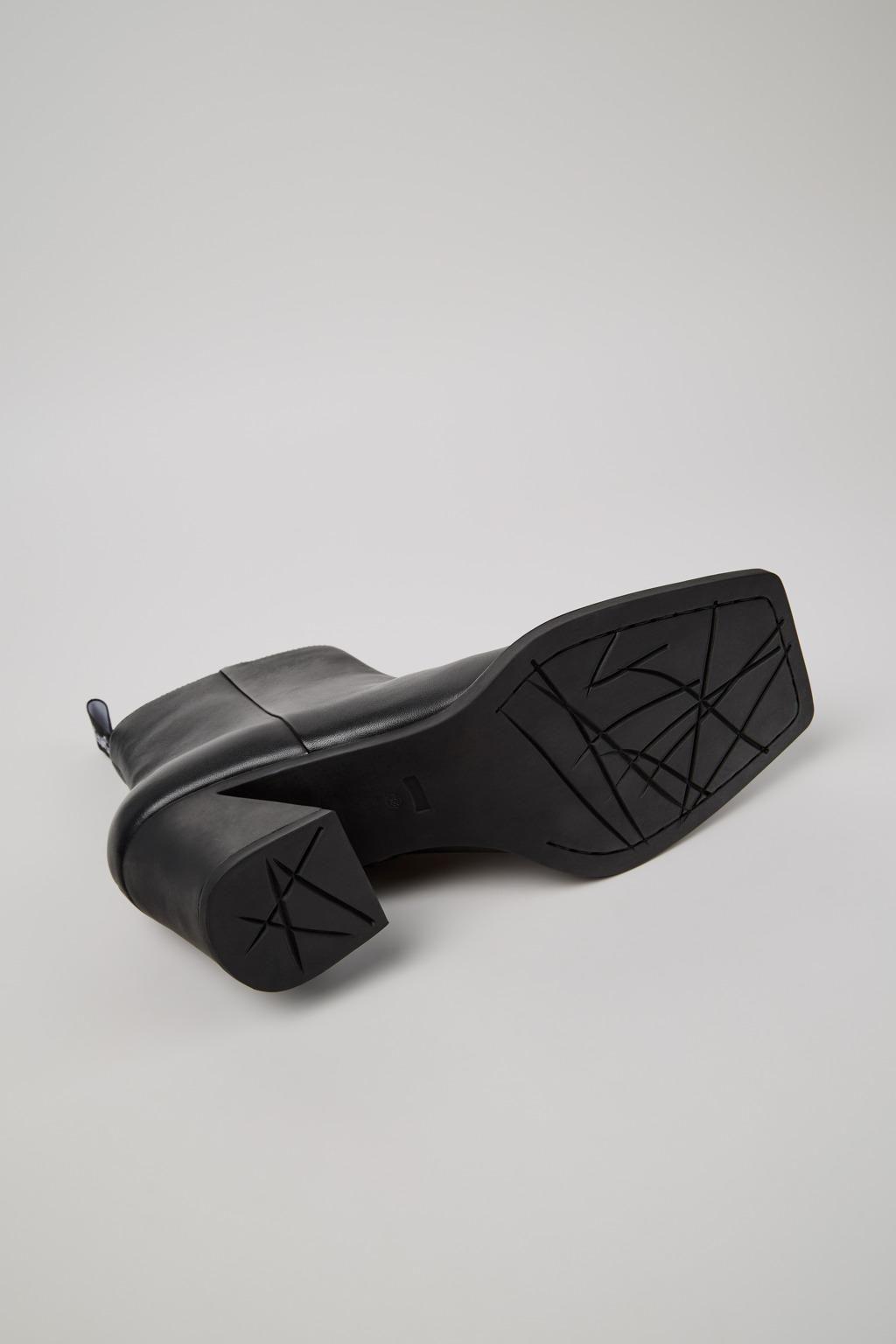 캠퍼 트렌디 스퀘어토 힐 앵클부츠 Karole K400581-011 BLACK - 상세 이미지 5