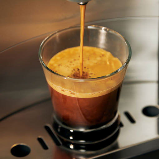 2. 쿠쿠 전자동 커..