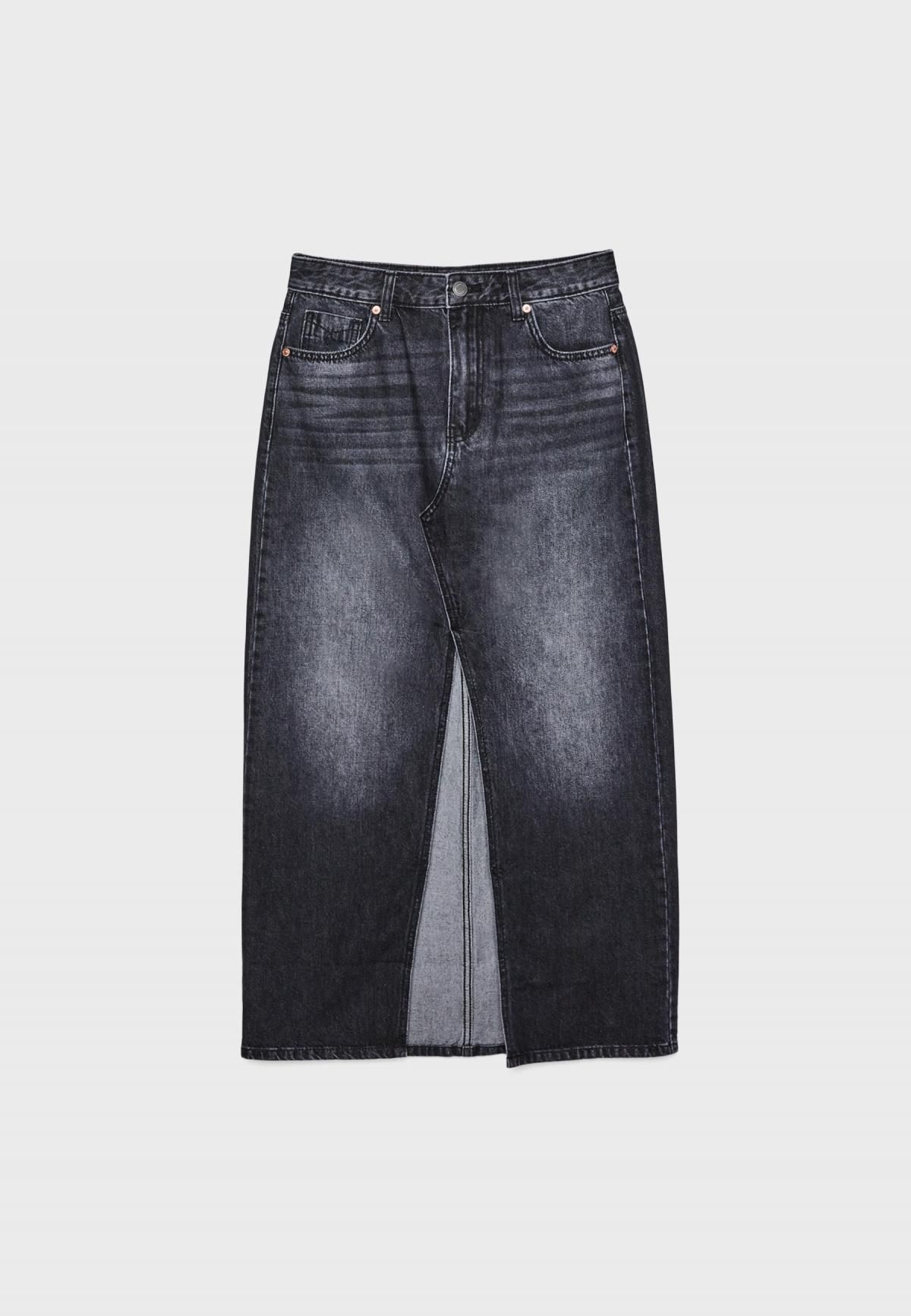 스트라디바리우스 트렌디 루즈핏 슬릿 데님 미디 스커트 1318/621 BLACK DENIM WASH - 메인 이미지
