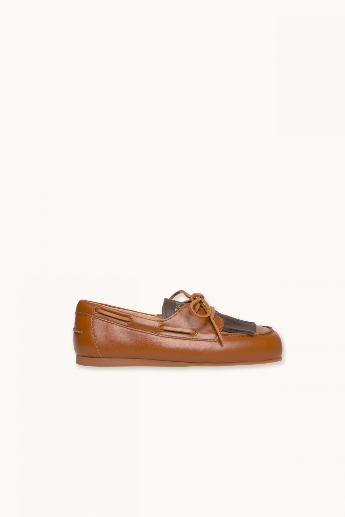 타이니코튼 클래식 브라운 레더 네이비 로퍼 AW25-688M06 BROWN - 메인 이미지