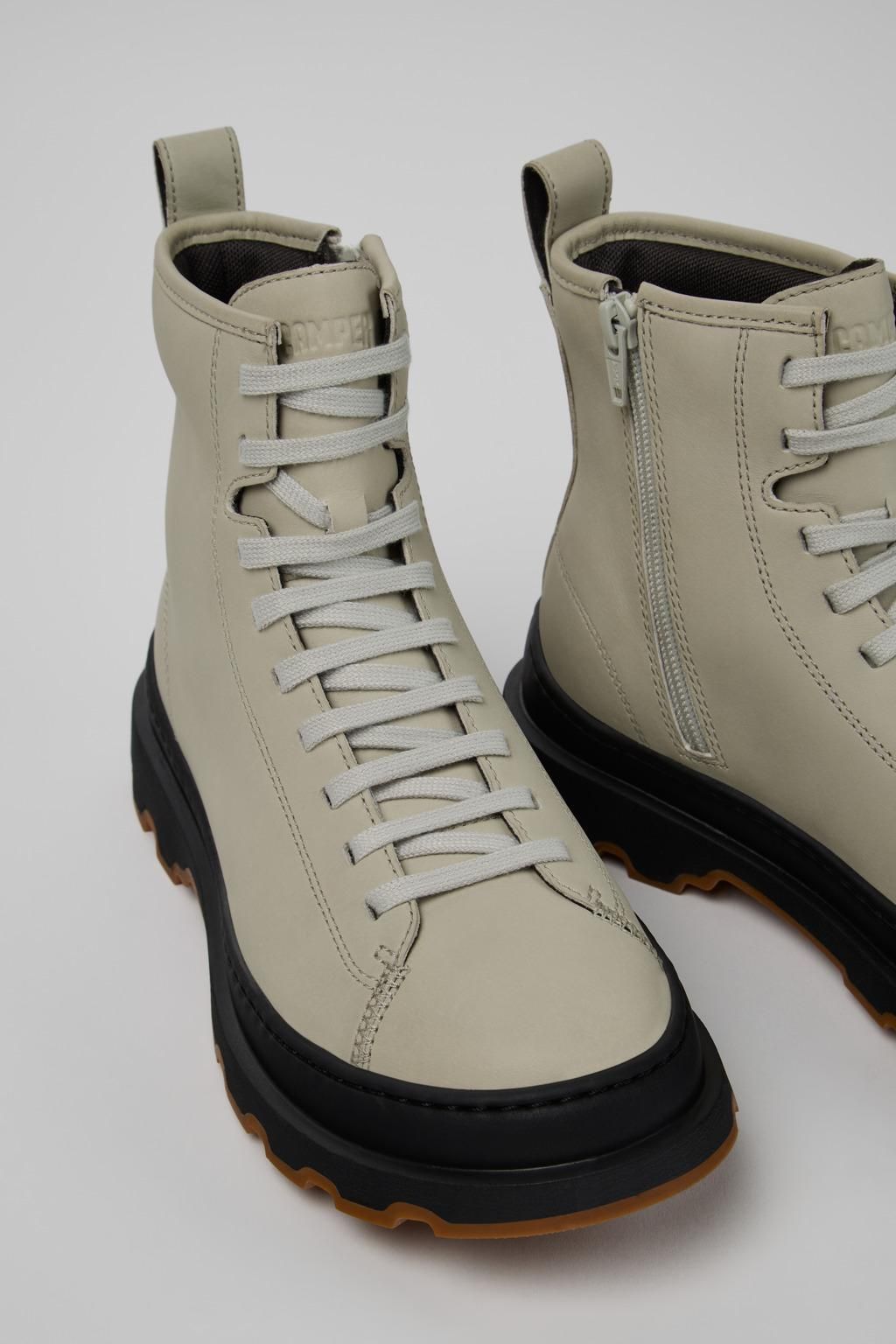캠퍼 테크니컬 소가죽 미들부츠 Brutus K400816-004 BEIGE - 상세 이미지 2