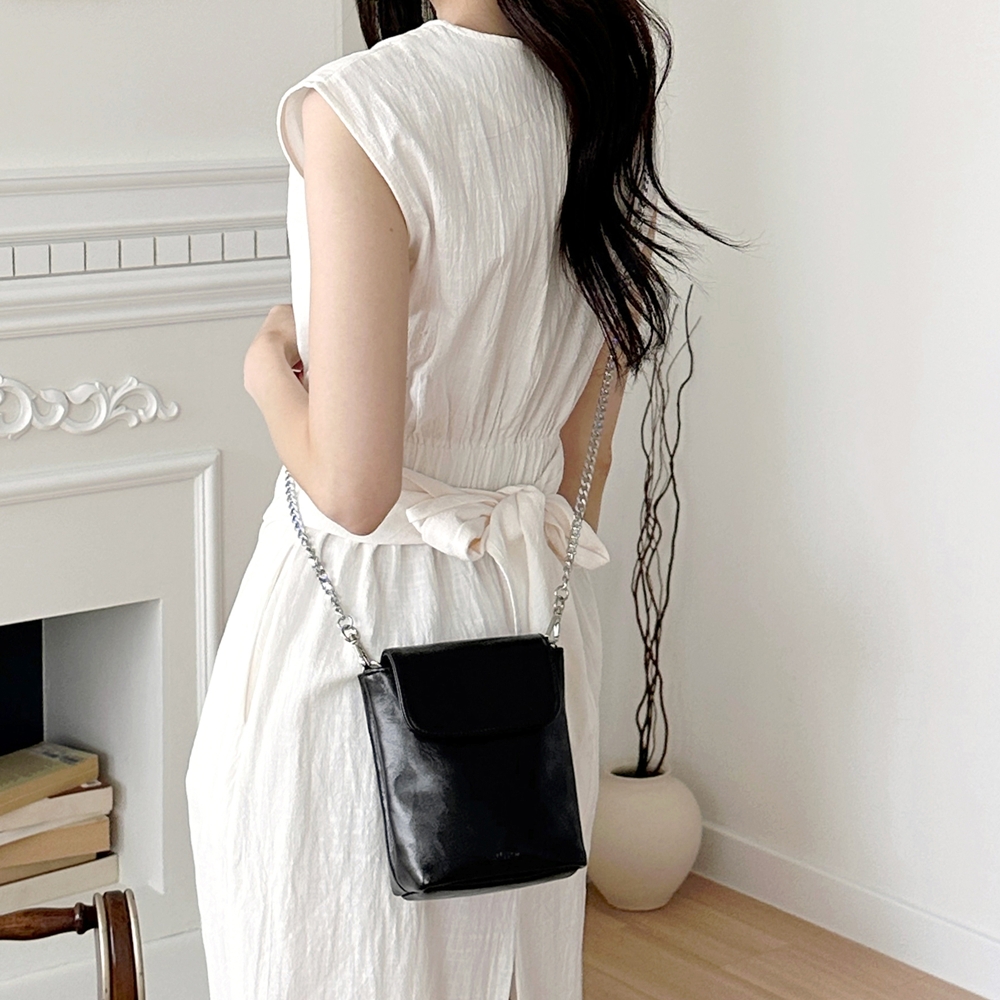 [르네오로] 미큐리오 미니 크로스백 (2색상) 블랙