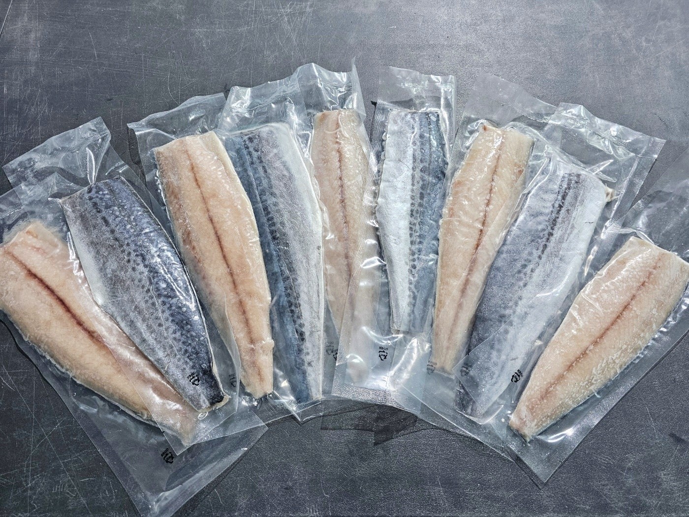 서해안 가시제거 급냉 순살 삼치 1kg(6-8팩) - 상품 이미지