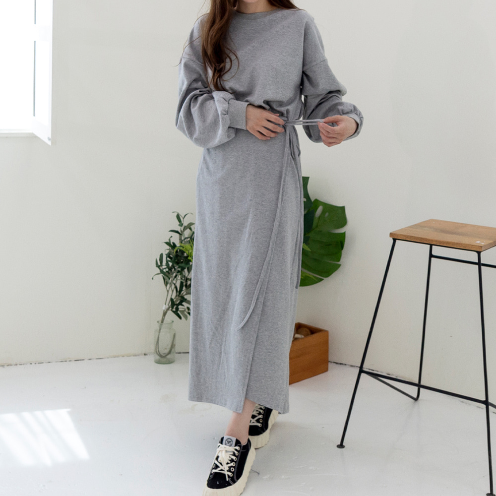 무지 맨투맨 맥시롱 라운드 H라인 랩원피스 캐주얼룩