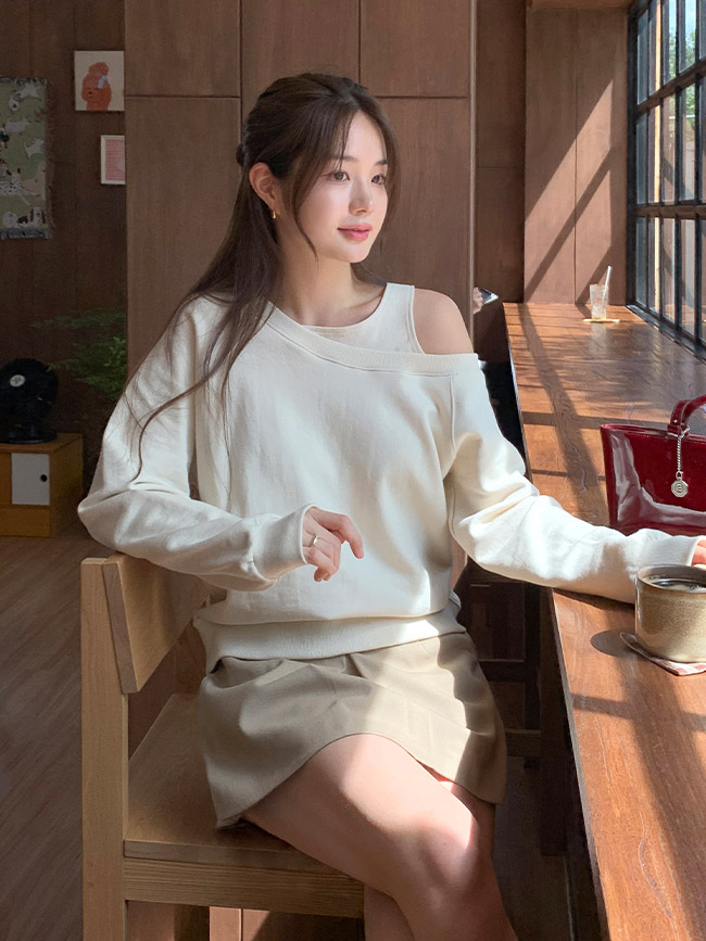 코튼 원숄더 루즈핏 맨투맨 ts4717 - 상세 이미지 2