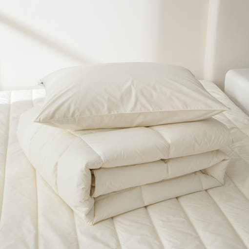 바스락거리는 루아베 호텔 이불