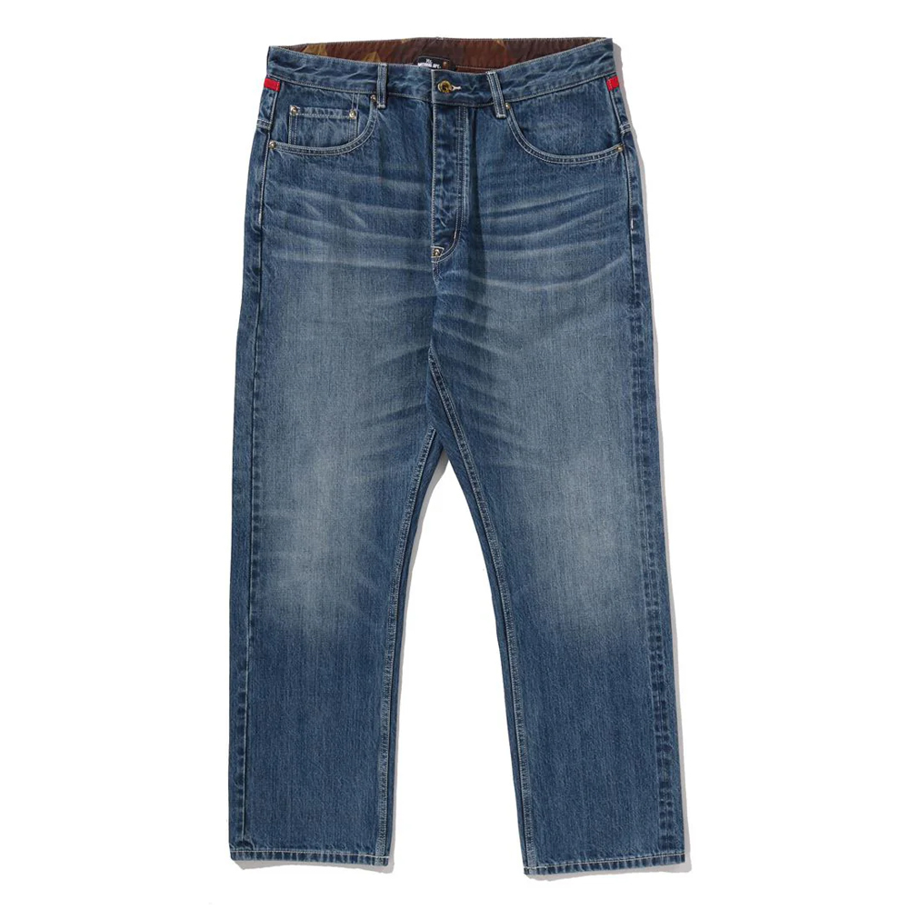 베이프 바지 REGULAR FIT DENIM 7L70-150-301 - 상품 이미지