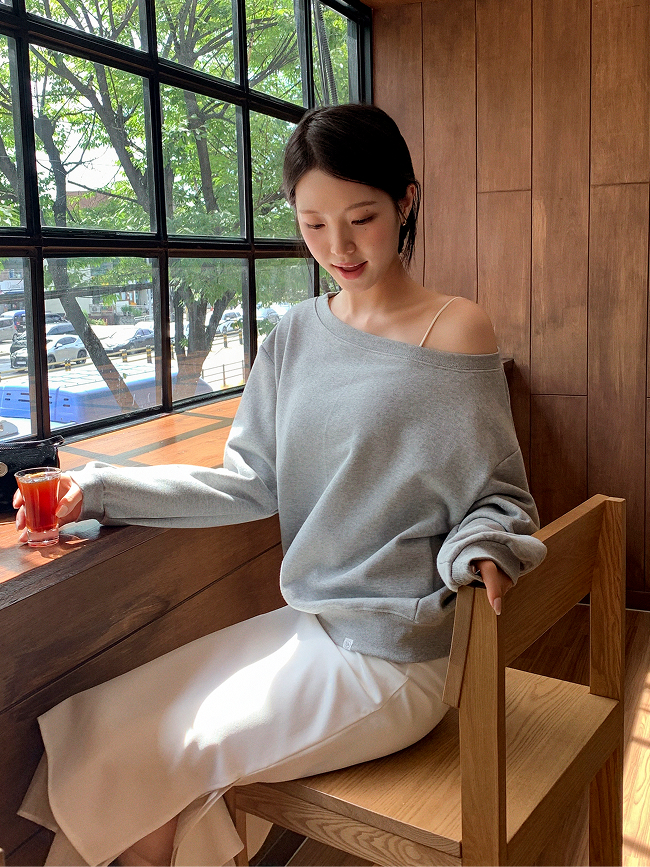 [자체제작] 보트넥 원숄더 루즈핏 긴팔 맨투맨 꾸안꾸룩 오프숄더 ts4640 - 상세 이미지 3