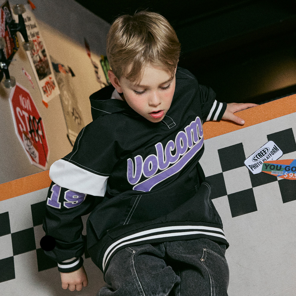 볼컴키즈 1991 반집업 후드 티셔츠 D5S019