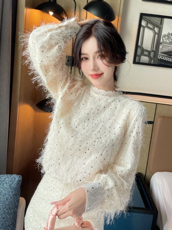 여성 가을 라운드넥 쉬폰 블라우스 태슬 스팽글 디자인 긴팔 셔츠 고급스러운 비즈니스룩 하객룩 스타일링 쉬운 편안한 착용감 - 상세 이미지 4