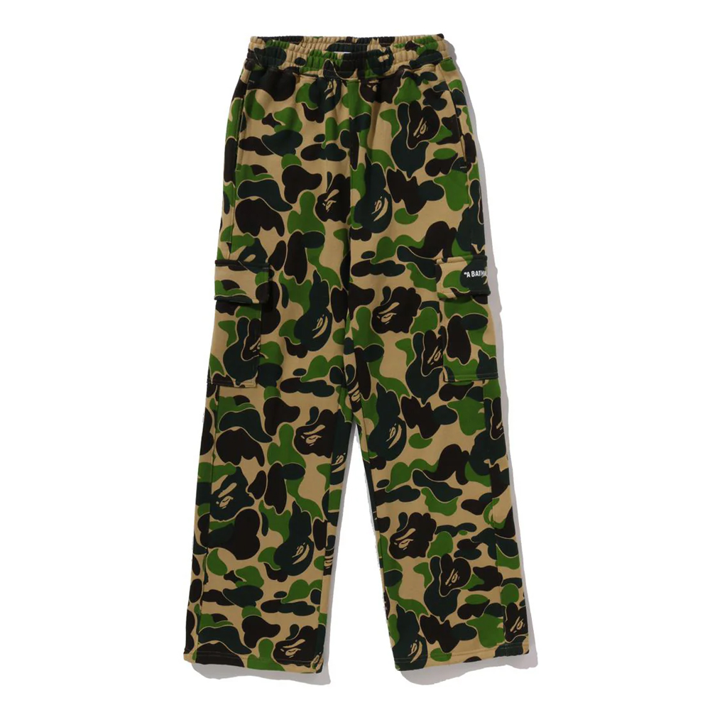 베이프 우먼즈 바지 ABC CAMO A BATHING APE LOGO STRAIGHT SWEAT PANTS 1L80-252-308 - 상품 이미지