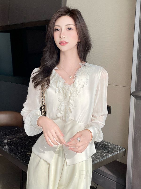 가을 여성용 브이넥 쉬폰 블라우스 슬림핏 깃털 패치워크 디자인 통근용 긴팔 상의 스타일리시한 코디네이트를 위한 고급스러운 아이템 - 상세 이미지 3