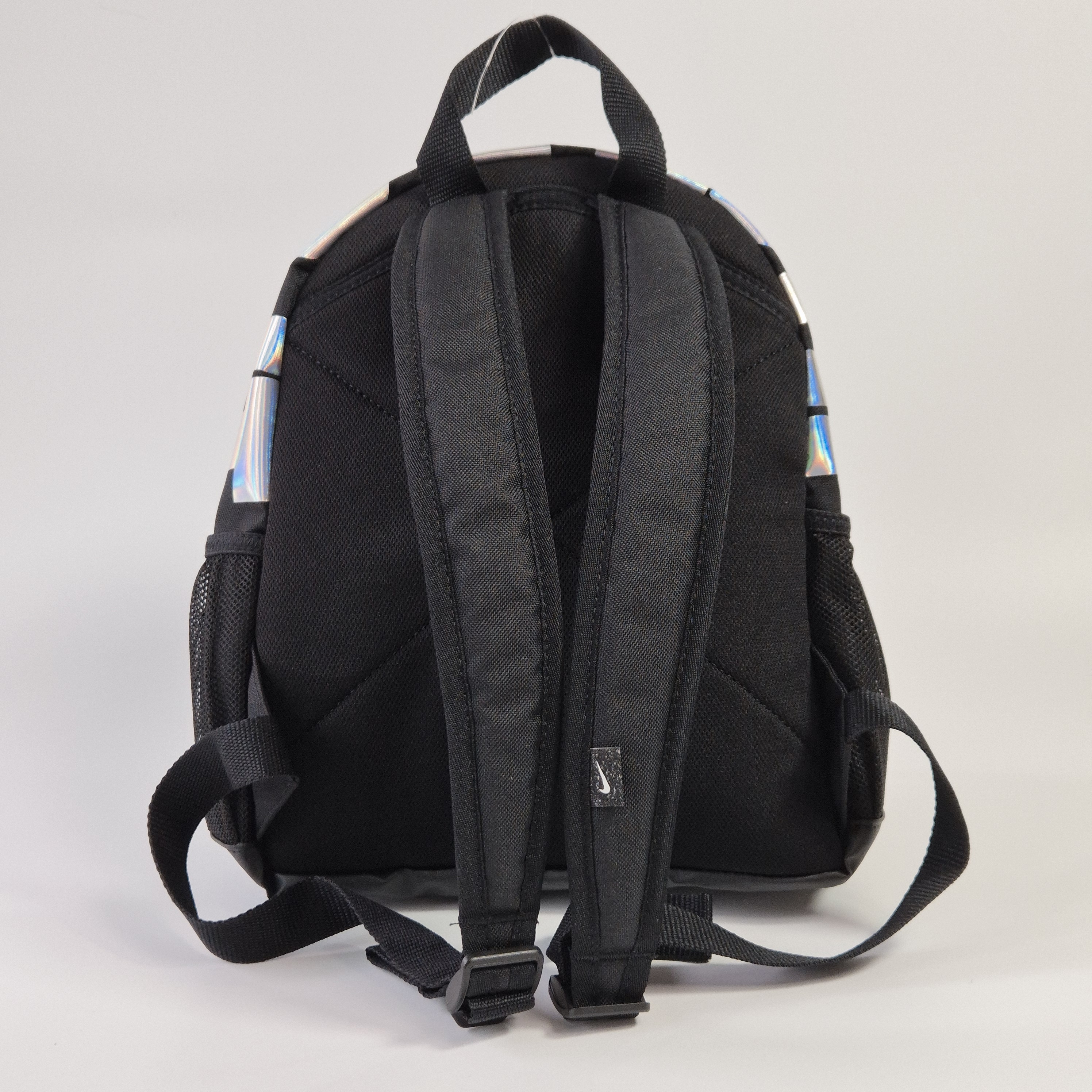 나이키 브라질리아 JDI 미니 백팩 11L 홀로그램 DR6091-017 - 상세 이미지 2
