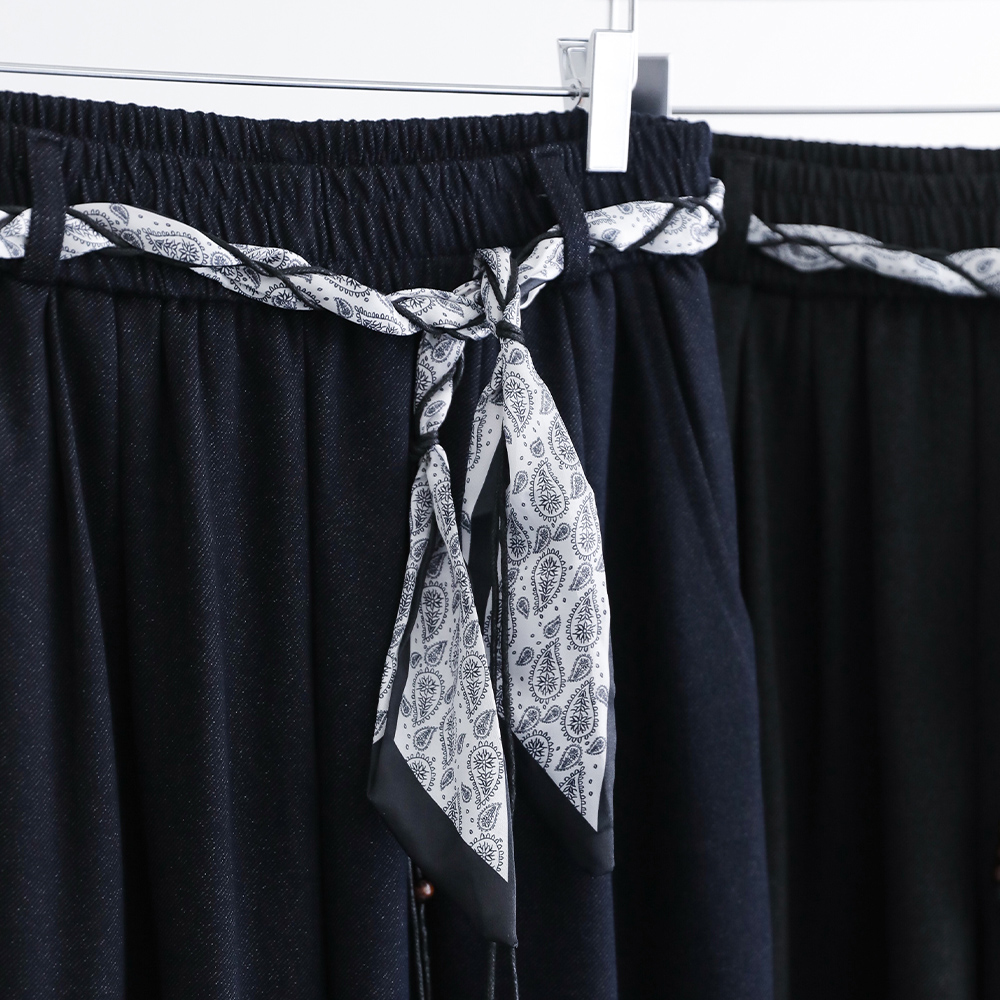 유니티 에스닉 스카프 벨트 우드비즈 데님워싱 밴딩 와이드 팬츠 - 상세 이미지 5