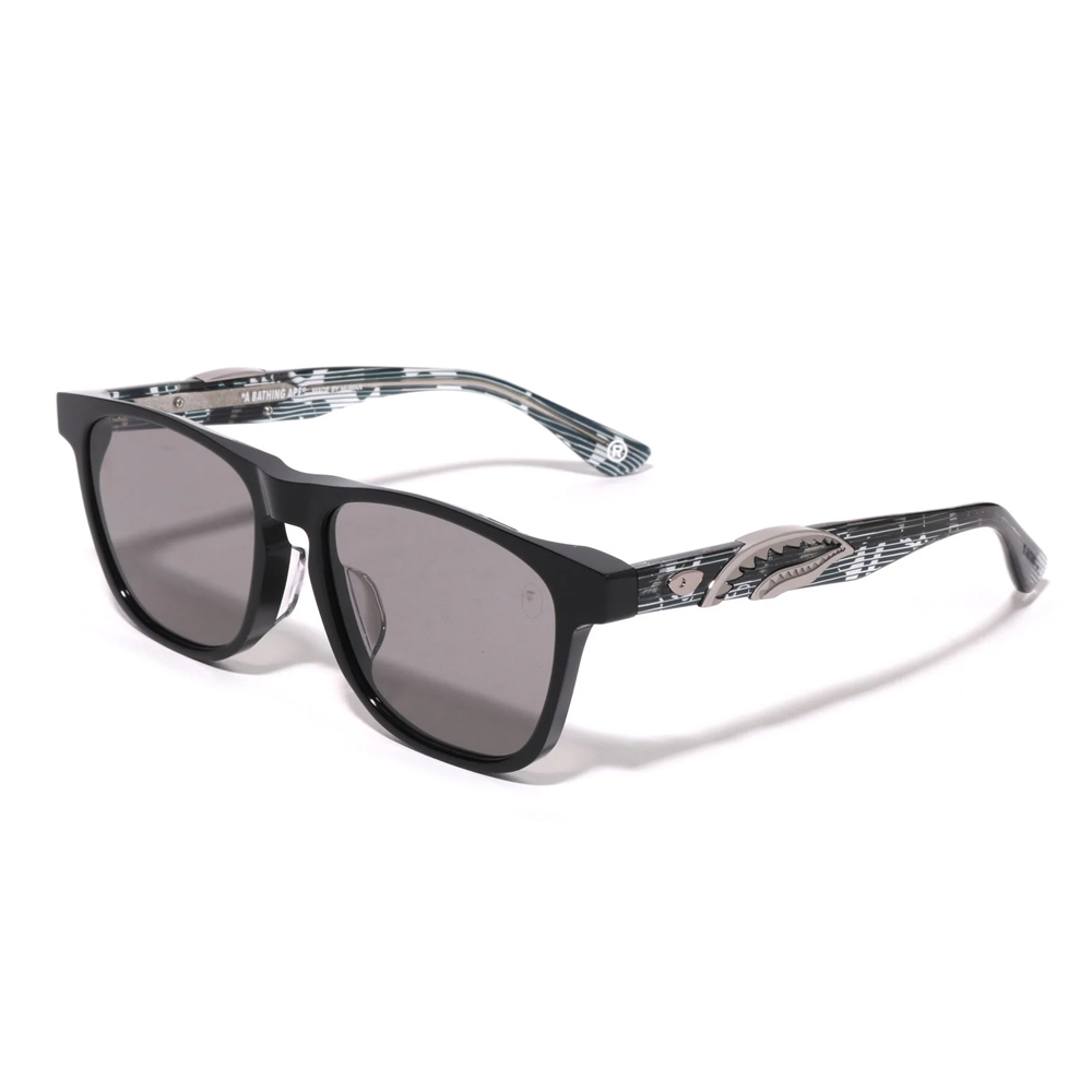 베이프 선글라스 SHARK SUNGLASSES 5 1L20-186-335 - 상품 이미지