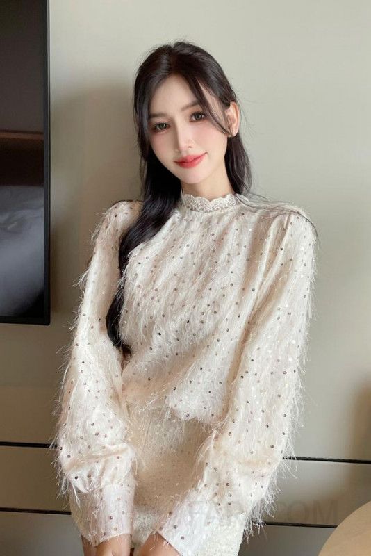 여성 가을 라운드넥 쉬폰 블라우스 태슬 스팽글 디자인 긴팔 셔츠 고급스러운 비즈니스룩 하객룩 스타일링 쉬운 편안한 착용감 이미지 6