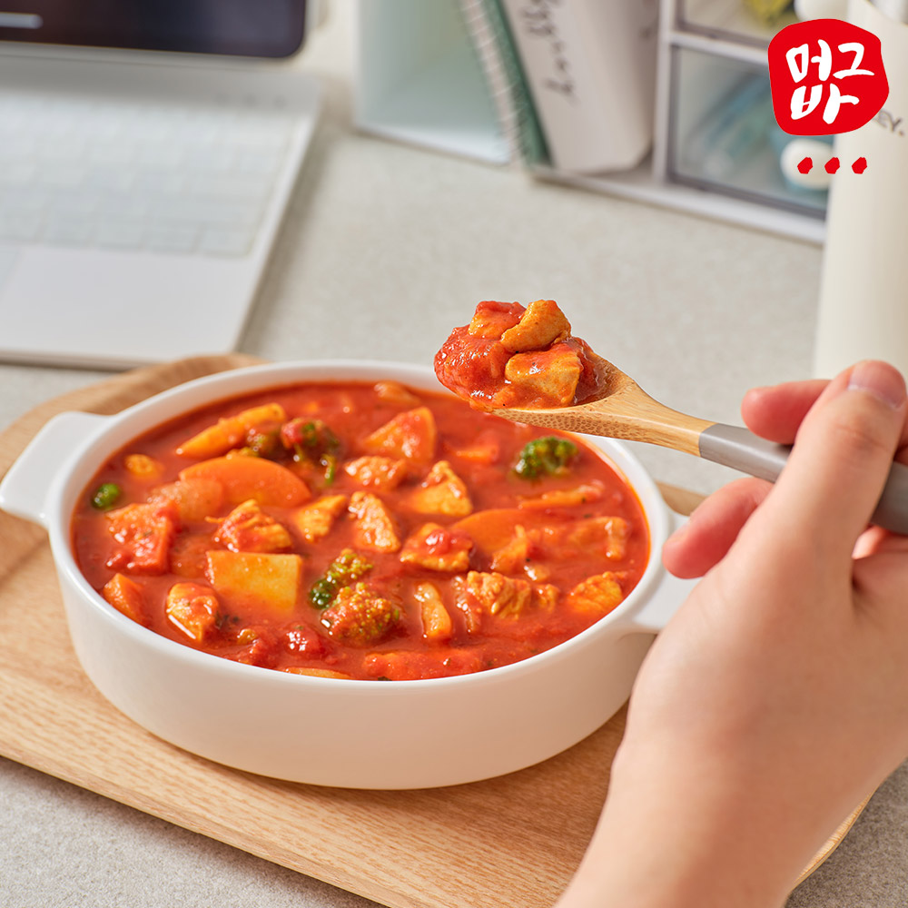 [전자레인지용] 츄라잇 마녀스프 토마토스튜 양배추 닭가슴살 간편 식단 300g, 3개 - 상품 이미지