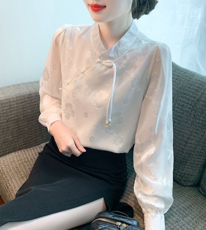 가을 여성 쉬폰 루즈핏 블라우스 고급스러운 자카드 디자인의 트렌디한 상의 스타일로 멋스러운 하객룩 완성 - 상세 이미지 2