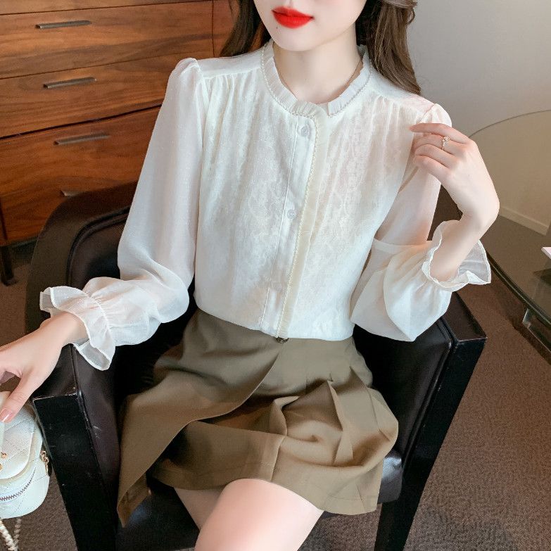 레이스 쉬폰 블라우스 여성 트럼펫 슬리브 가을 스타일리시한 데일리룩 캐주얼 셔츠 우드이어 디자인 모던한 느낌의 외출용 - 상세 이미지 2