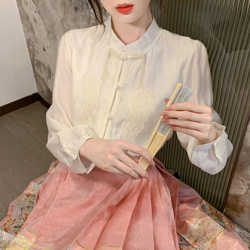 가을 여성 블라우스 스탠드 칼라 진주 태슬 포인트 자수 장식 셔츠 스타일 루즈핏 올매치 데일리 캐주얼 소형 자켓 레이어드 가능 - 메인 이미지