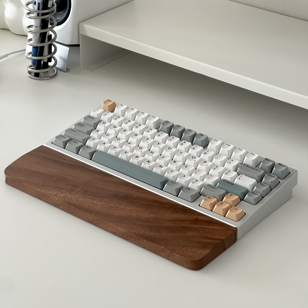 원목팜레스트 우드 텐키리스 키보드 손목받침대 풀배열 레이니75 독거미 - 상세 이미지 2
