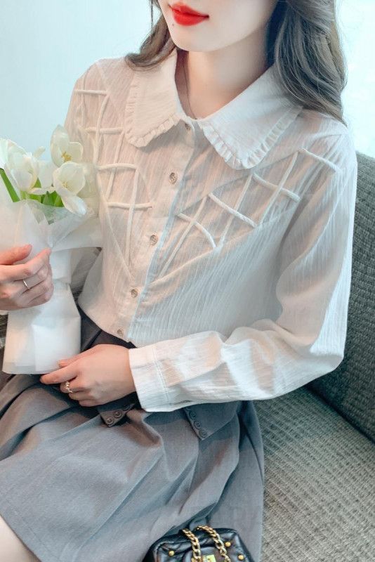 화이트 긴팔 블라우스 여성 가을 스타일리쉬 셔츠 디자인 루즈핏 라운드넥 캐주얼한 데일리 상의 편안한 착용감 모던한 분위기 프렌치 무드 이미지 6