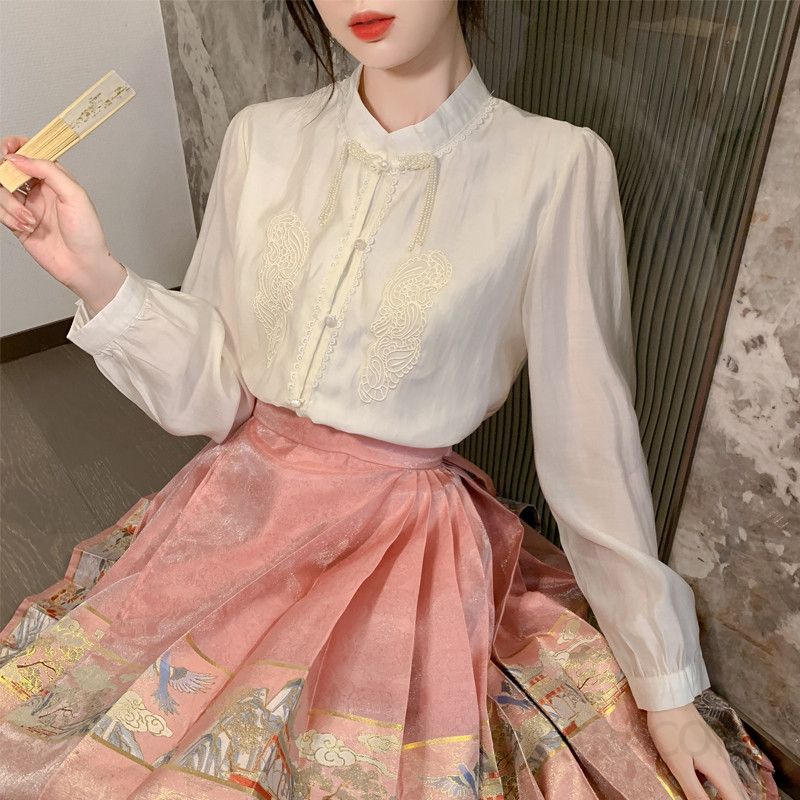가을 여성 블라우스 스탠드 칼라 진주 태슬 포인트 자수 장식 셔츠 스타일 루즈핏 올매치 데일리 캐주얼 소형 자켓 레이어드 가능 - 상세 이미지 2