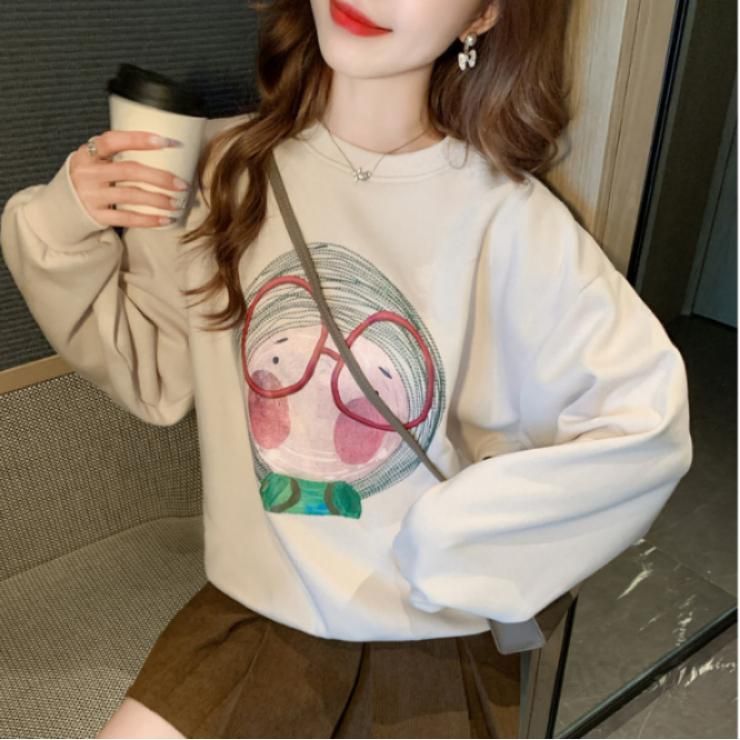 여성 레트로 라운드넥 루즈핏 스웨트셔츠 간절기용 긴팔 맨투맨 데일리웨어 편안한 착용감 캐주얼한 스타일 아웃도어 활용 가능 - 메인 이미지
